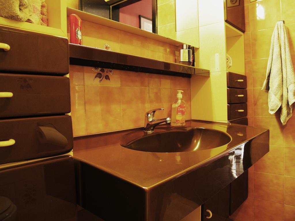 Roses Apartment Lukoran エクステリア 写真